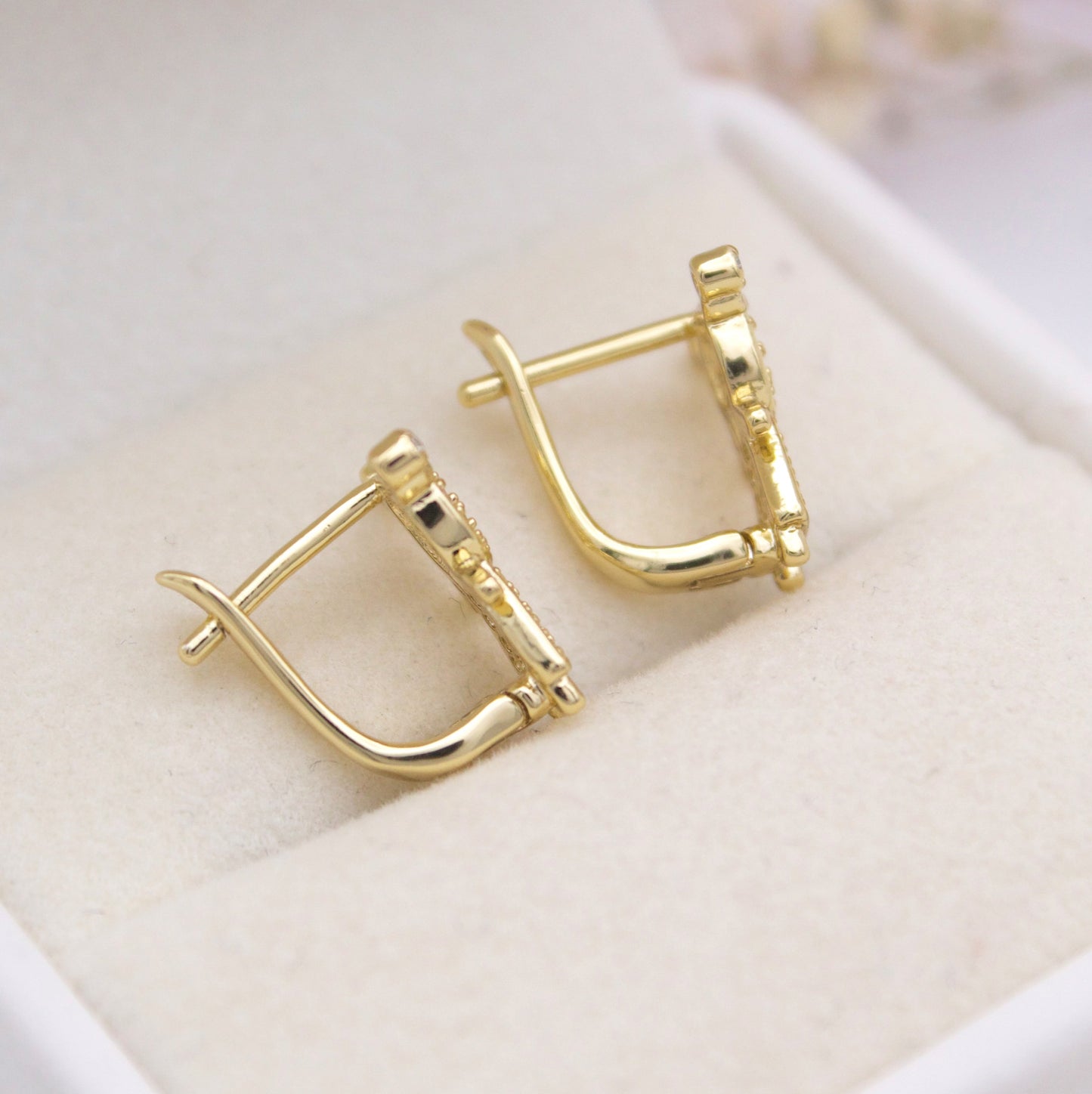 Melis Huggie Earrings