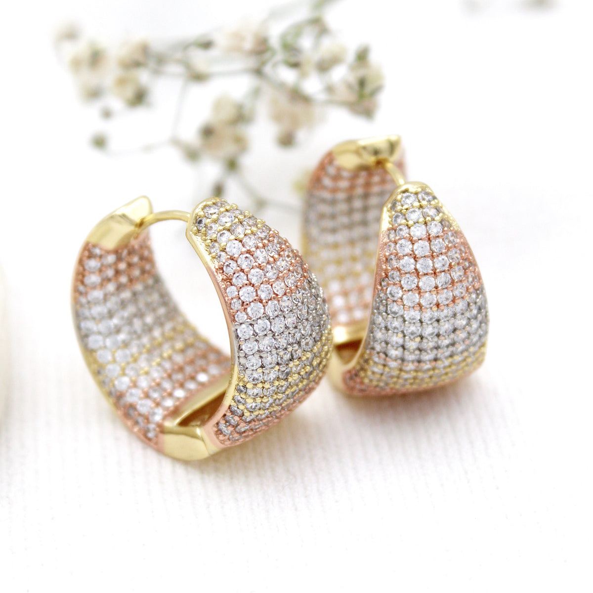 Aretes triple tono