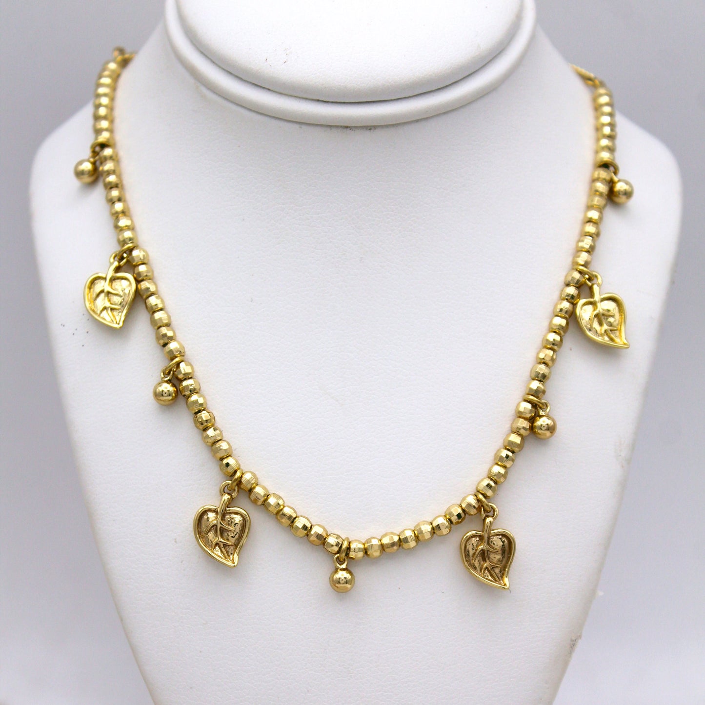 Leafy Choker