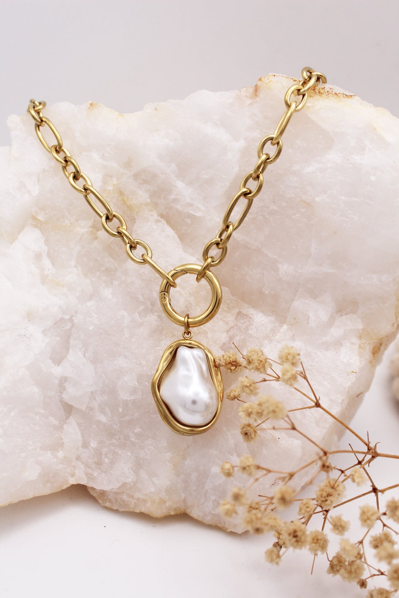 Aulorini Necklace