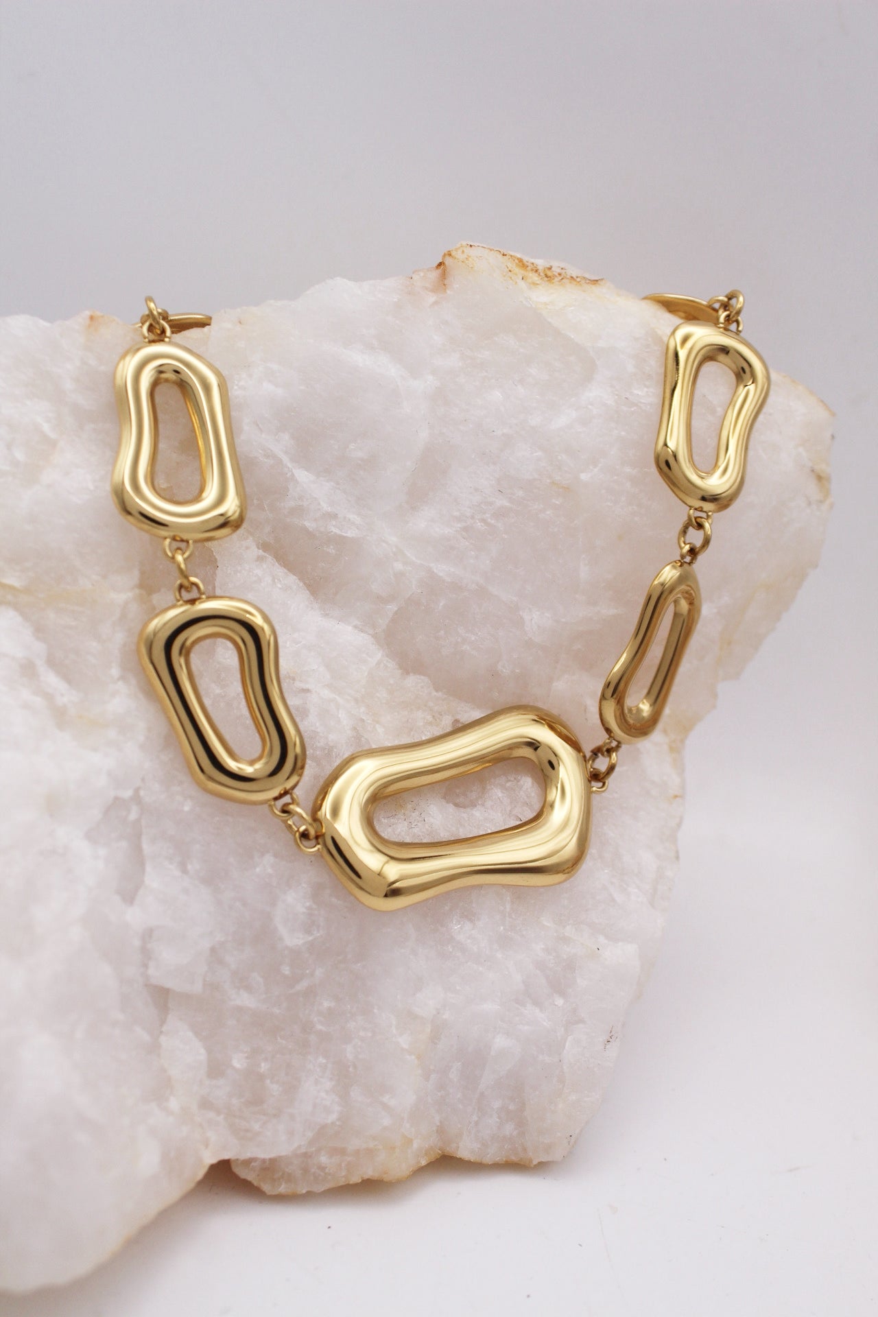 Lourdes - Collar