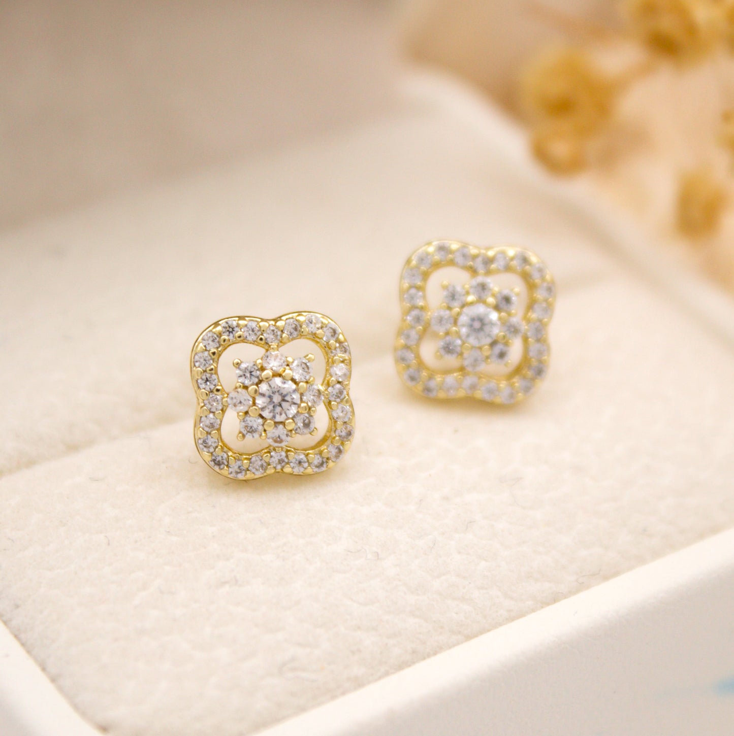 Clover Studs