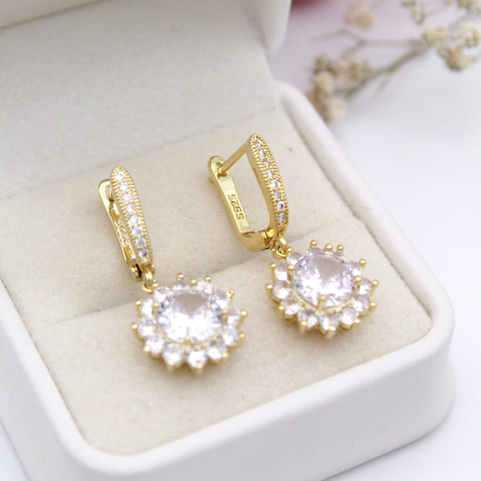 Estíbaliz Huggie Earrings