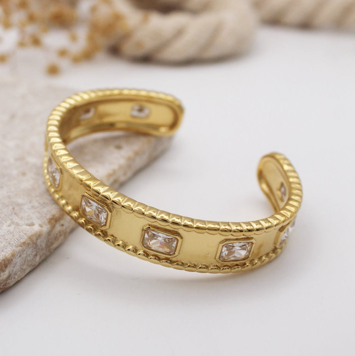 Vaelis Bangle