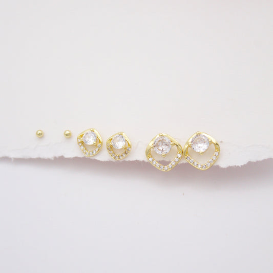 Daira Studs Earrings Set