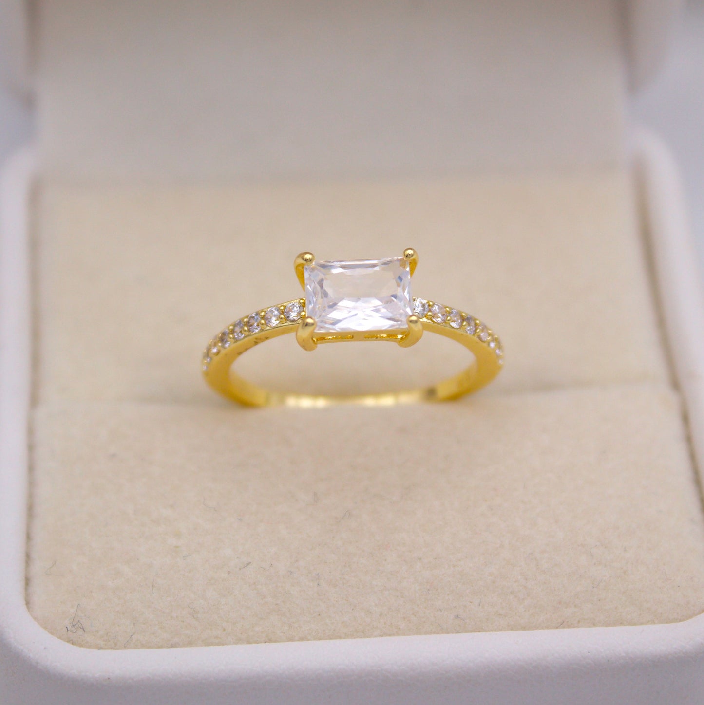 Chiary Ring