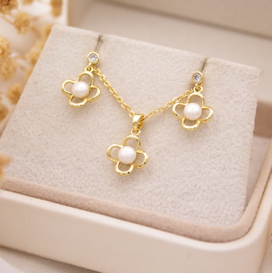 Liria Jewelry Set