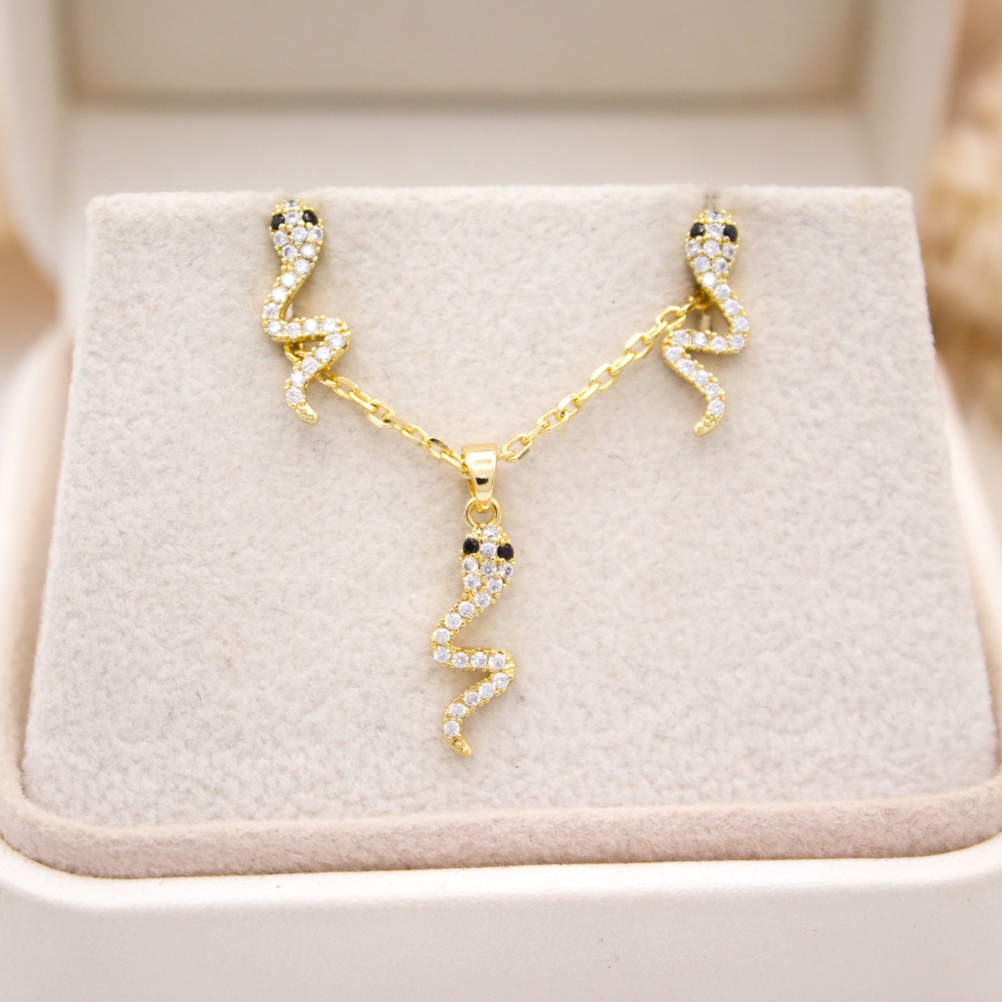 Serpiente Jewelry Set