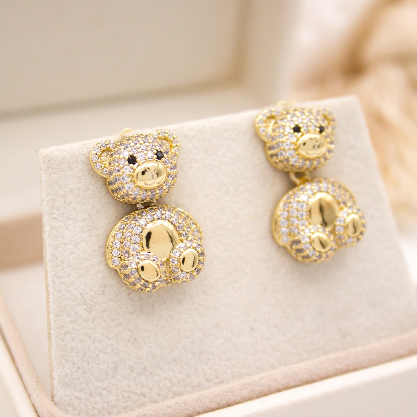 Osito Studs