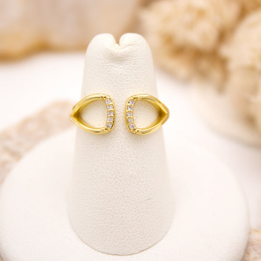 Amelia Ring