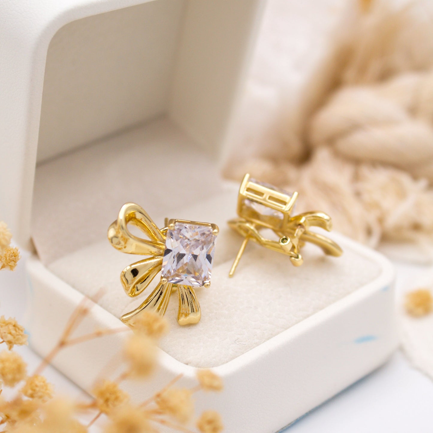 Leticia Stud Earrings