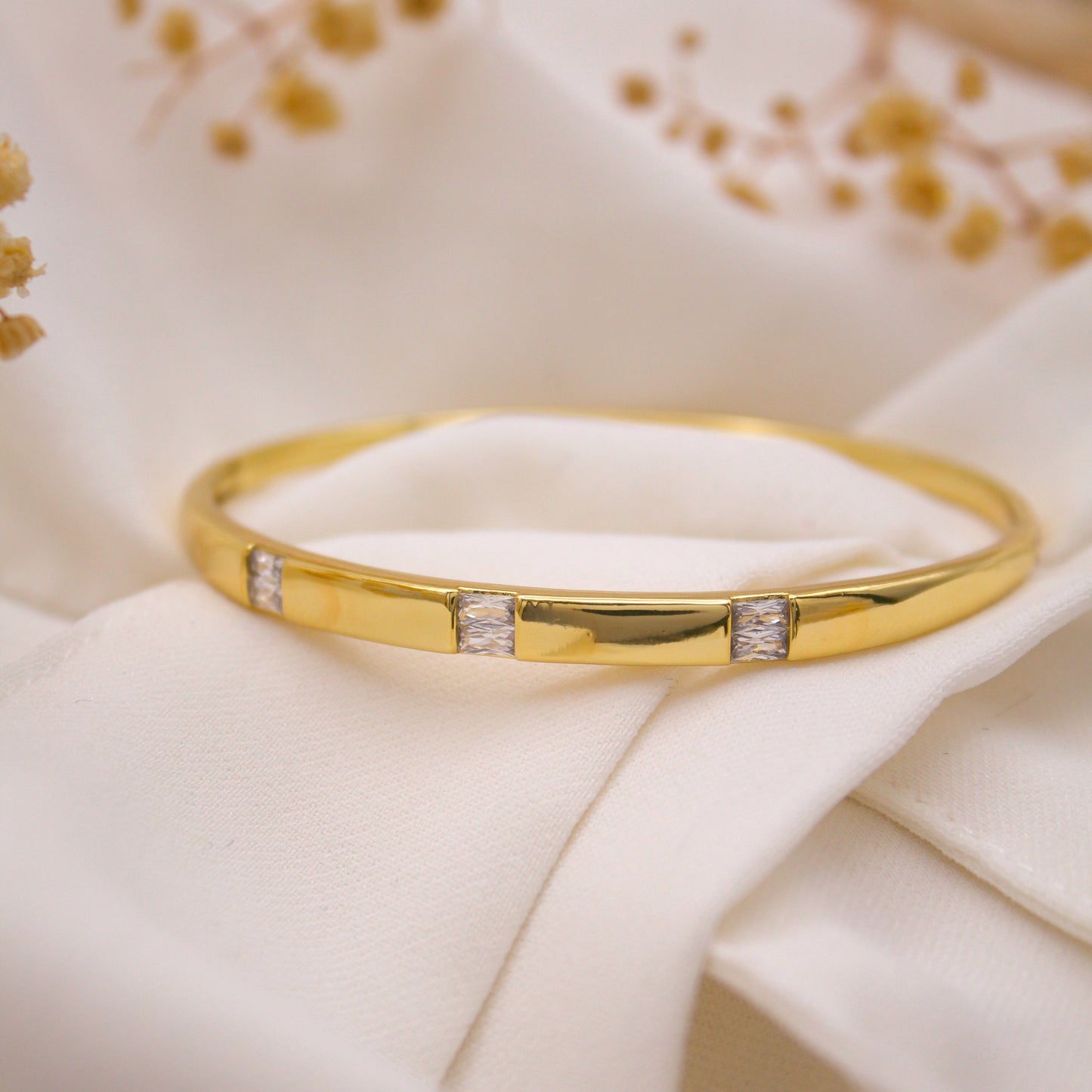 Alida Bangle