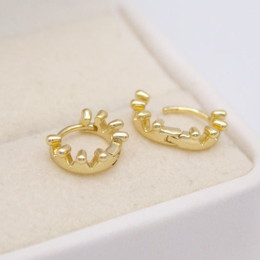 Coronita Huggie Earrings