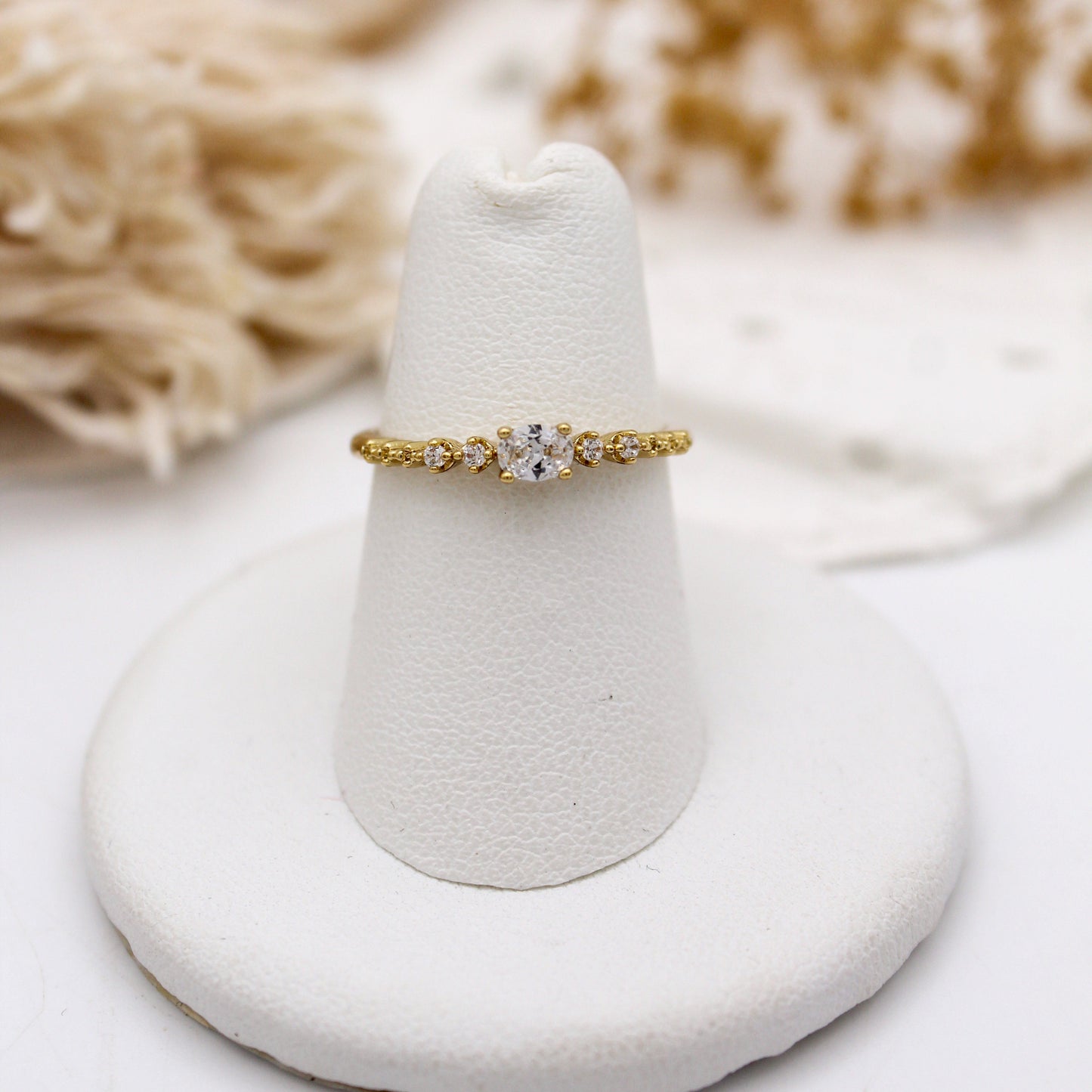 Emmy - Anillo