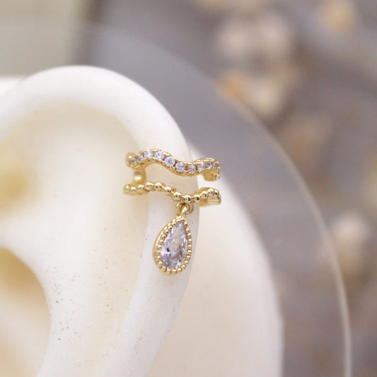 Halia Earcuff