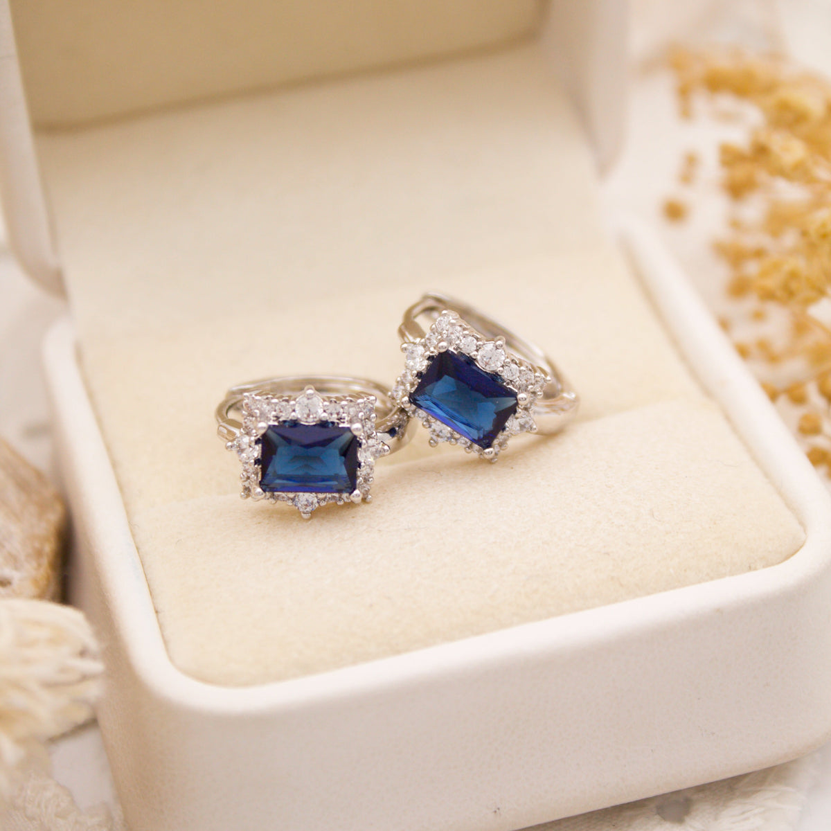 Royal blue - Aretes