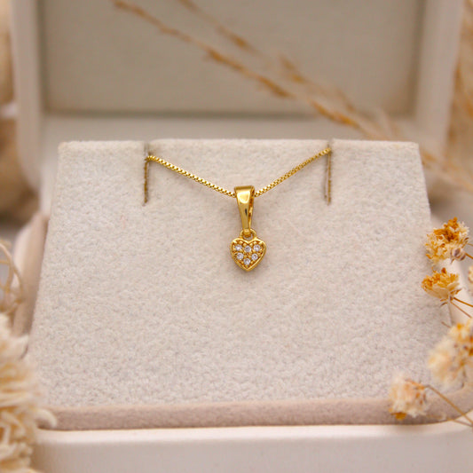 Abril Heart Necklace