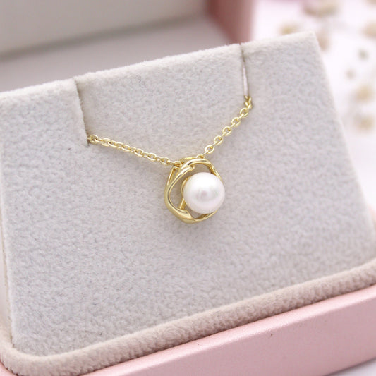 Brooklyn Pearl Necklace