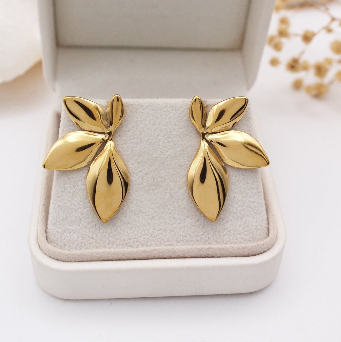 Middle Fleur- Aretes