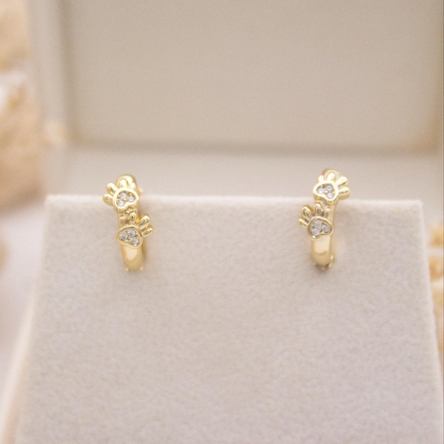 Vania Huggie Earrings