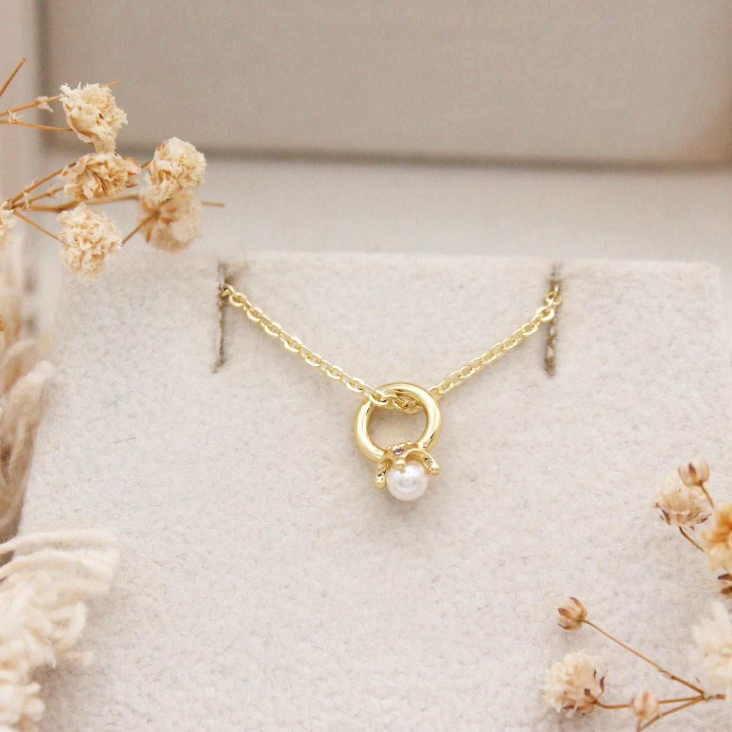 Nyx Pearl Necklace