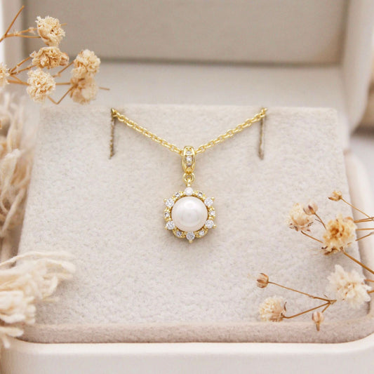Corisande Pearl Necklace
