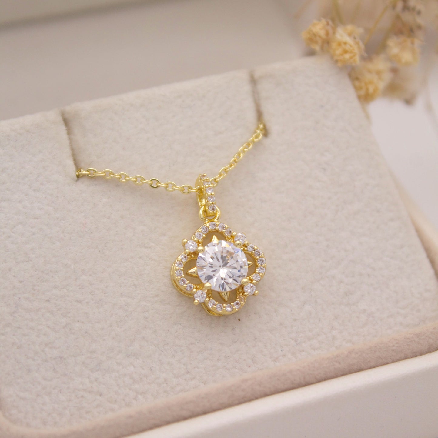 Berly Necklace