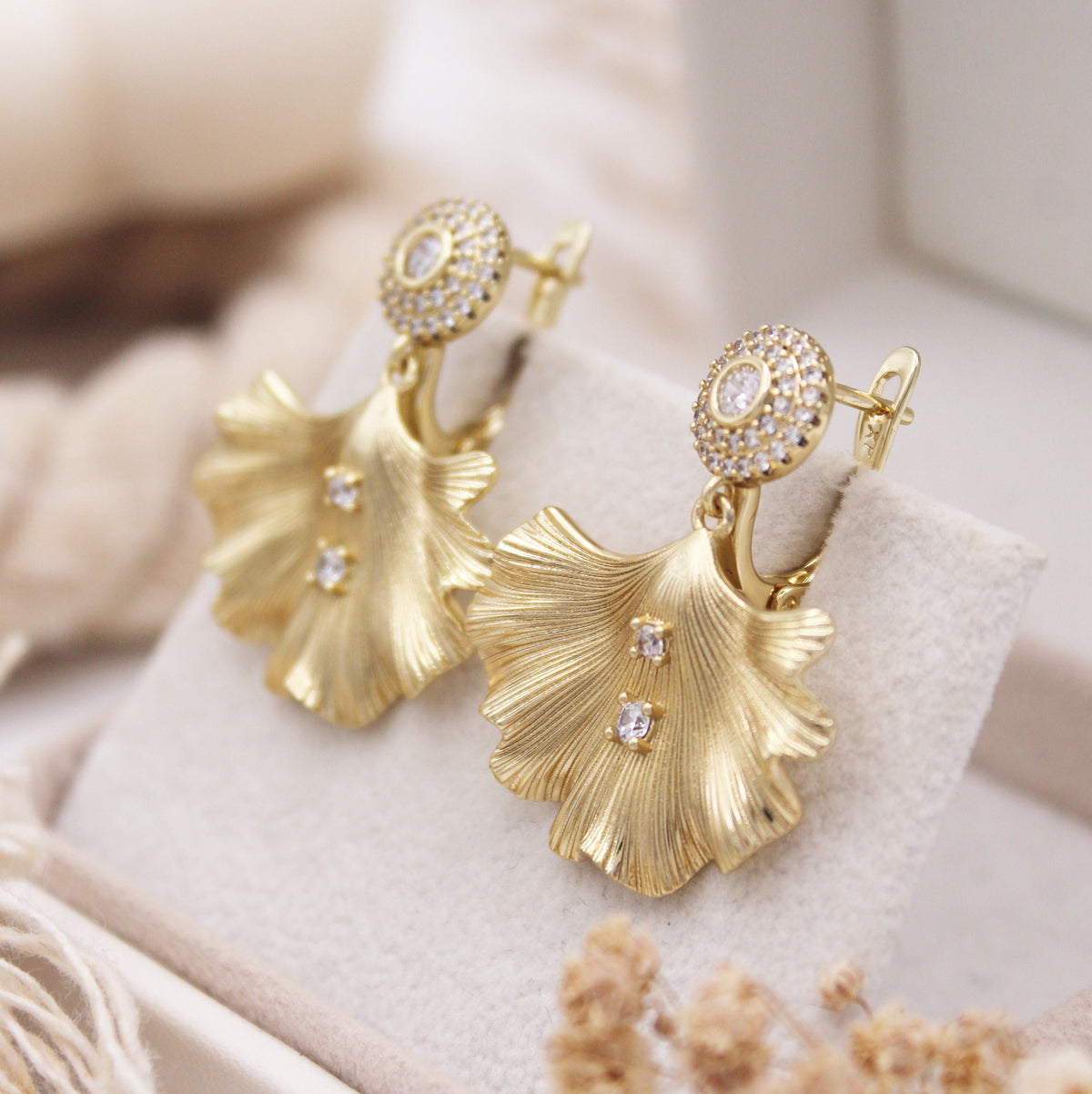 Lowri Rees Lowri Huggie Earrings – AIA JEWELRY & ACCESSORIES